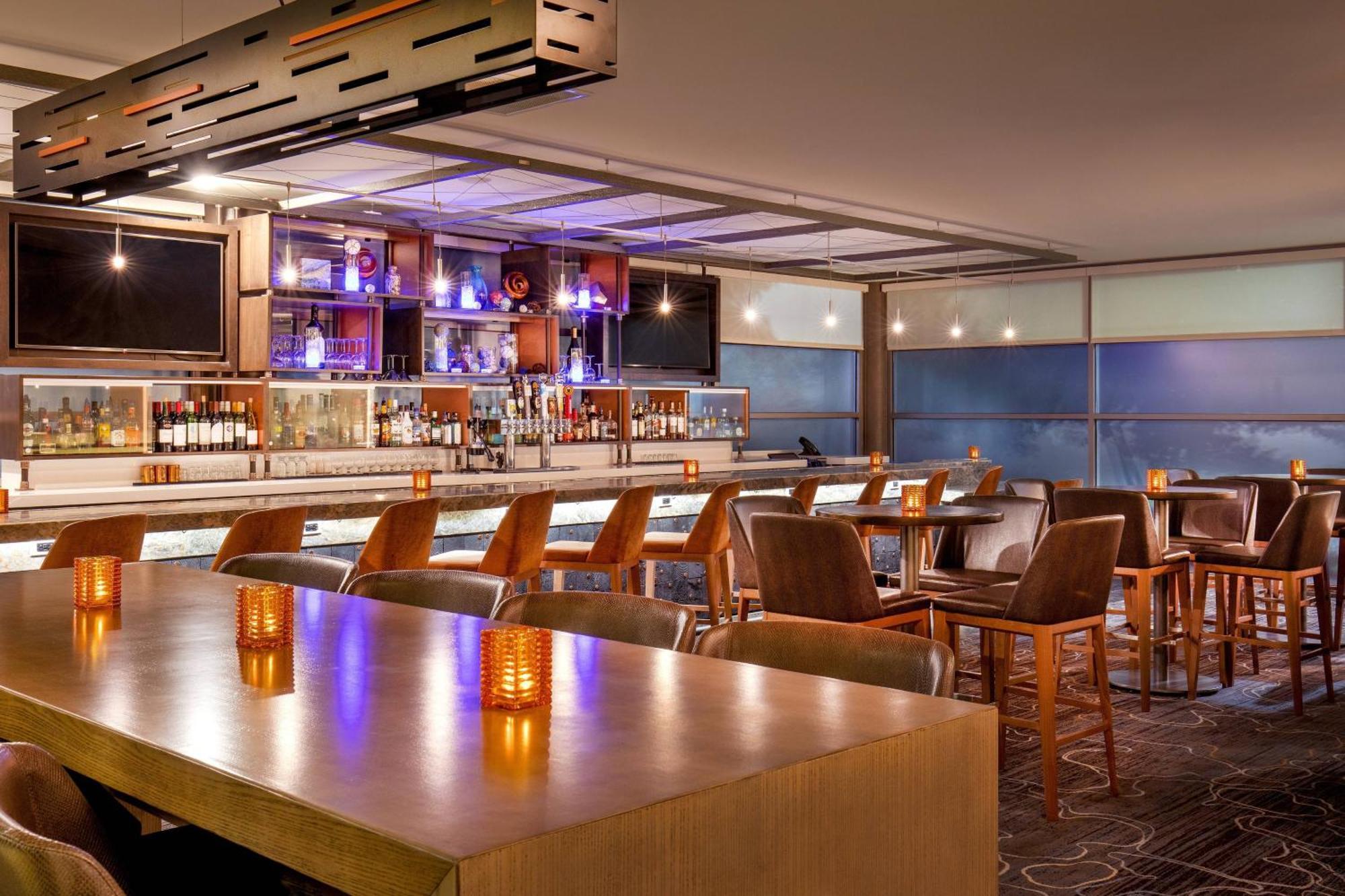 Delta Hotels By Marriott Chesapeake Norfolk Exterior photo